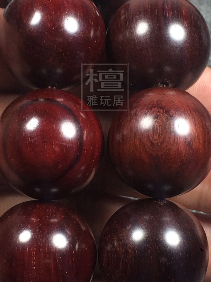 小叶紫檀手串细节对比