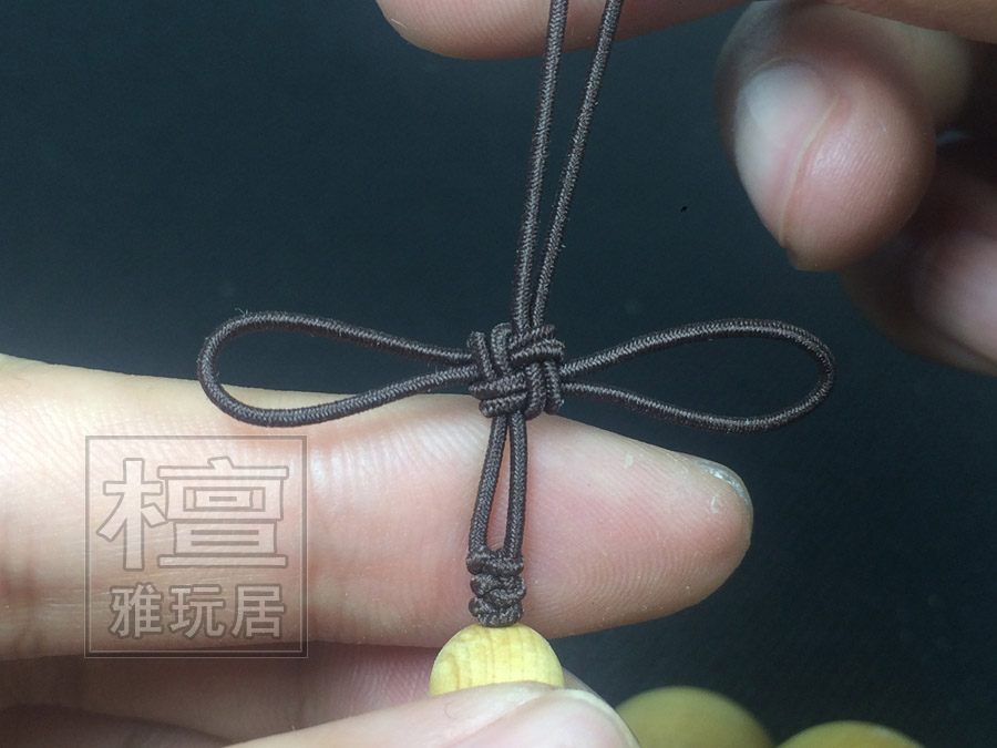看下拉紧后整体的效果